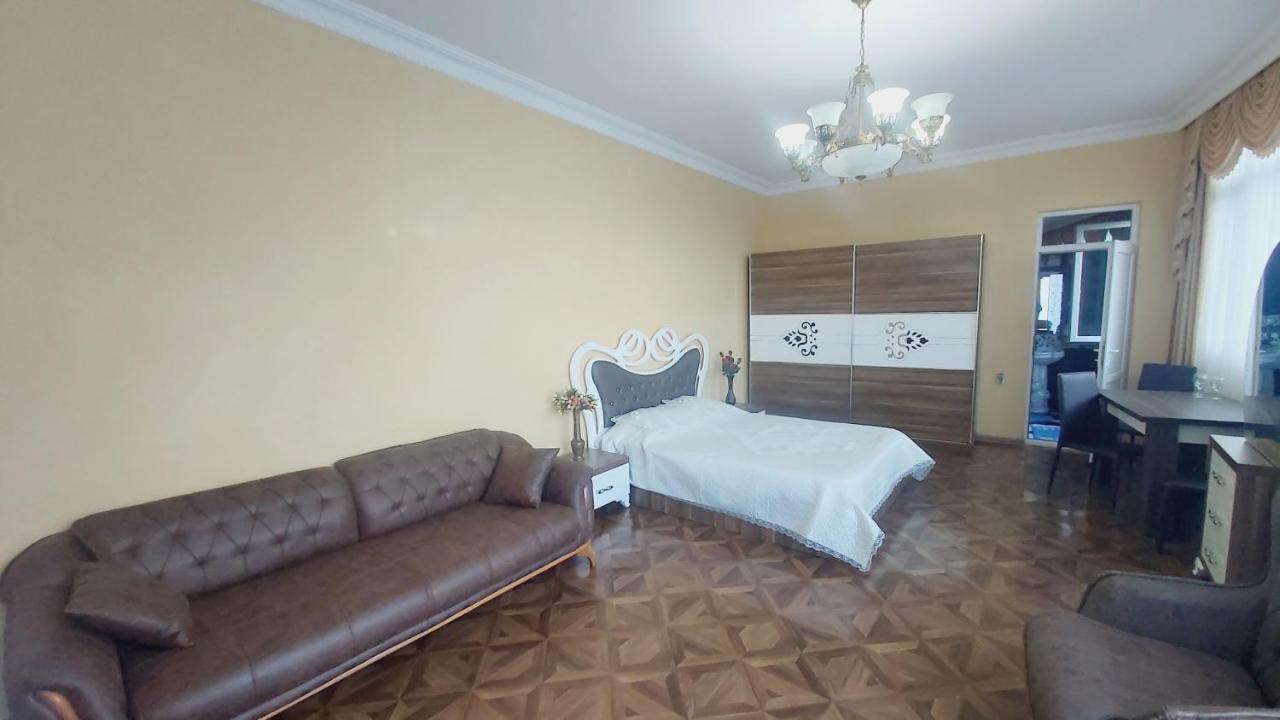 קבריאטי Hotel Zura Palace מראה חיצוני תמונה